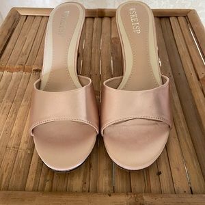 WSKEISP Satin Slip On